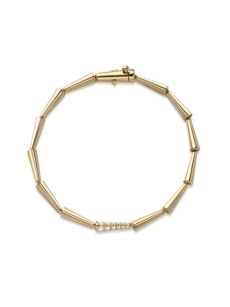 Lola Linked Bracelet in 18k Yellow Gold with White Diamonds — Melissa Kaye