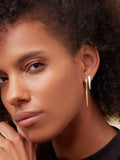 LOLA NEEDLE EARRING Medium (Gold)